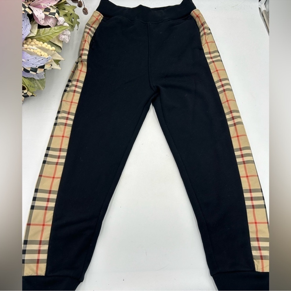 Kids Burberry vintage check hundred percent cotton sweatpants size 10 yr 140cm